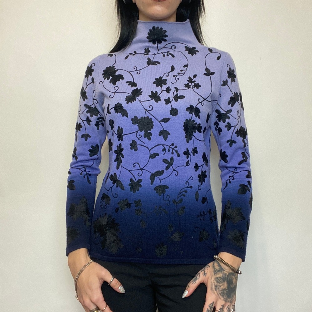 Dana Buchman Purple Black Floral Embroidered 100% Wool Turtleneck Sweater Y2K